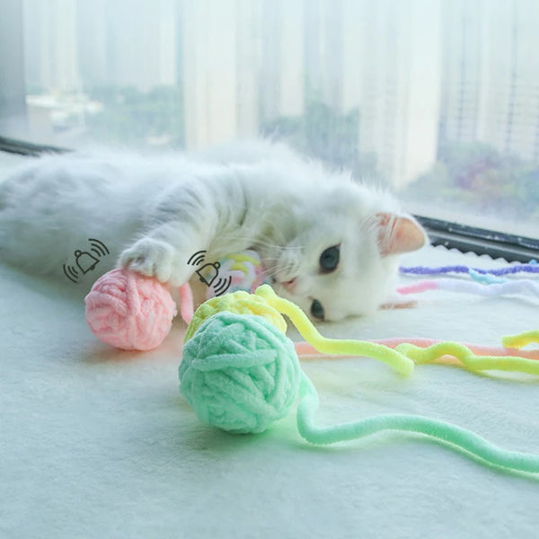 Bolinhas de Lã Coloridas com Guizo para Gatos | Brinquedo Interativo e Macio para Filhotes e Gatos Adultos
